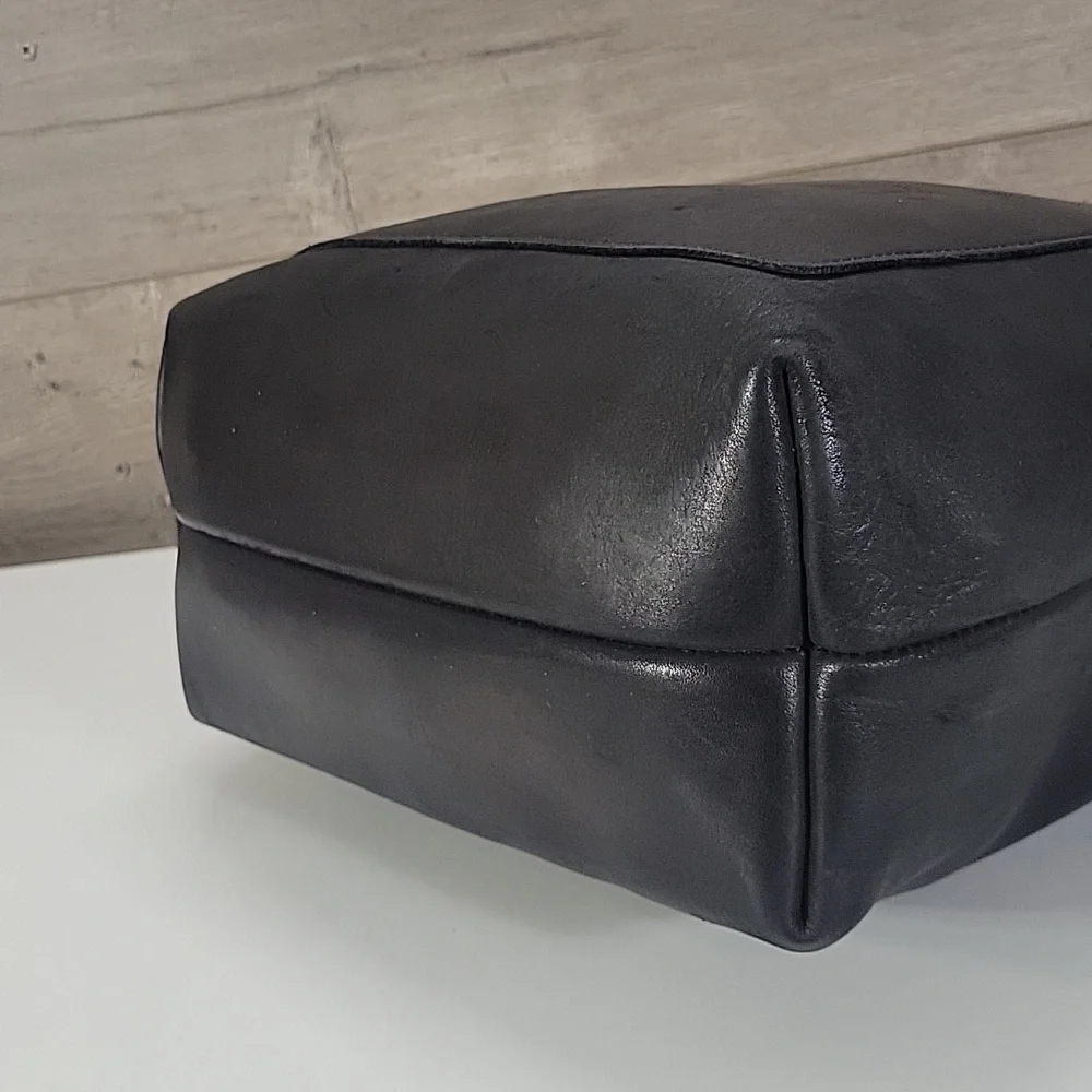 Urban Southern Black Thick Leather Tote Bag - Women's Shoulder Bag
